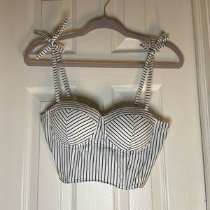 Superdown Corset Crop top